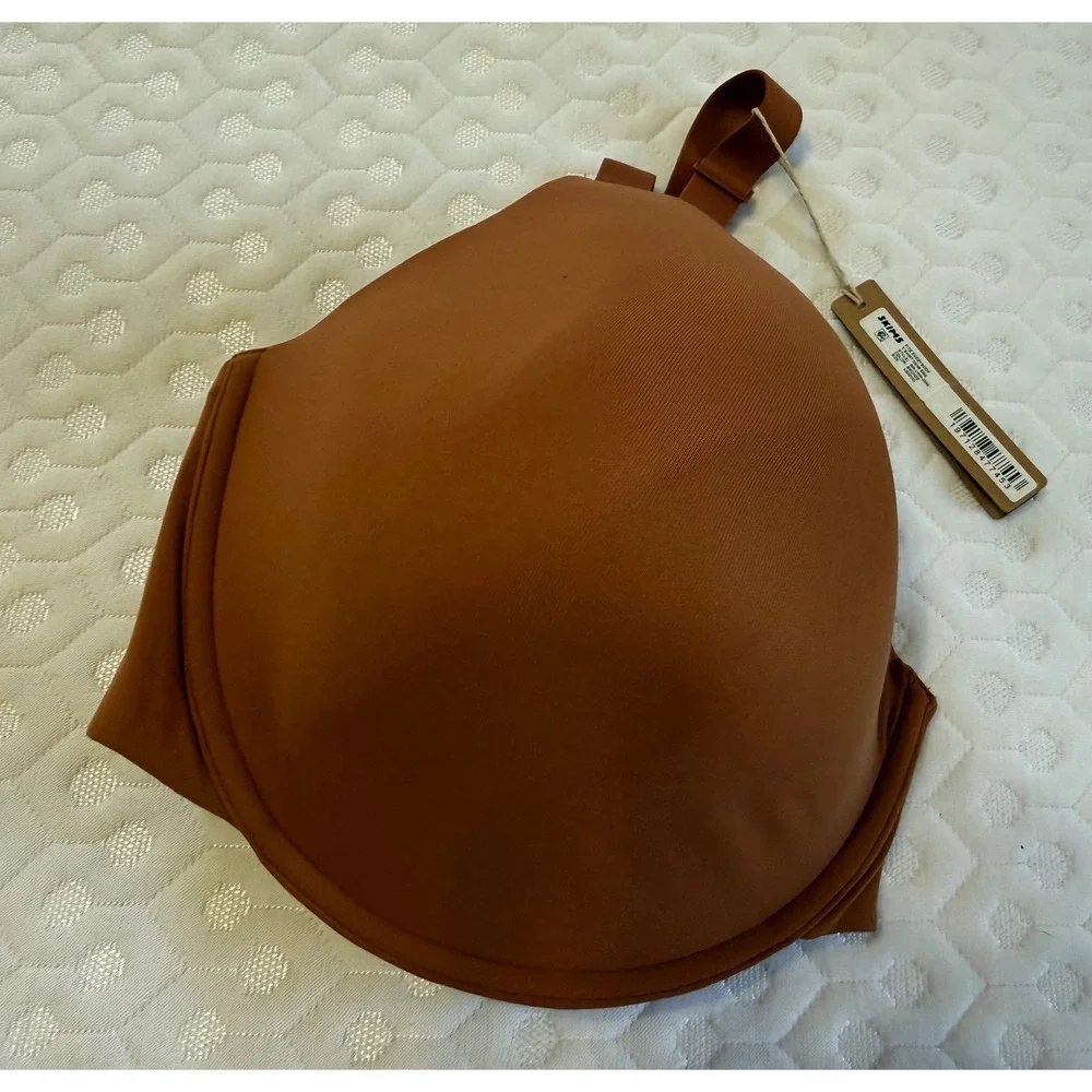 NWT  SKIMS T-Shirt Underwire Demi‎ Bra Bronze 40DDDD (not 40DDD)